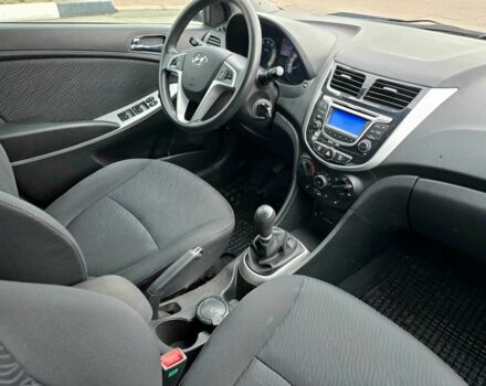 Черный Хендай Акцент, объемом двигателя 1.4 л и пробегом 160 тыс. км за 2700 $, фото 10 на Automoto.ua