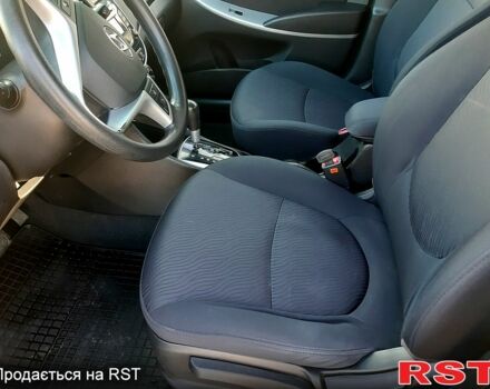 Черный Хендай Акцент, объемом двигателя 1.4 л и пробегом 95 тыс. км за 8900 $, фото 6 на Automoto.ua