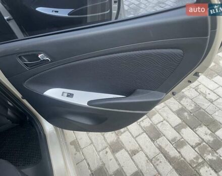 Чорний Хендай Акцент, об'ємом двигуна 1.4 л та пробігом 209 тис. км за 7500 $, фото 1 на Automoto.ua