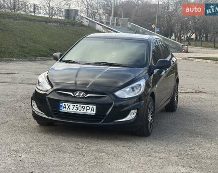 Черный Хендай Акцент, объемом двигателя 1.4 л и пробегом 141 тыс. км за 7500 $, фото 9 на Automoto.ua