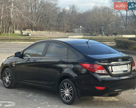Черный Хендай Акцент, объемом двигателя 1.4 л и пробегом 141 тыс. км за 7500 $, фото 12 на Automoto.ua