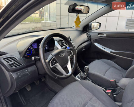 Черный Хендай Акцент, объемом двигателя 1.4 л и пробегом 146 тыс. км за 6950 $, фото 15 на Automoto.ua