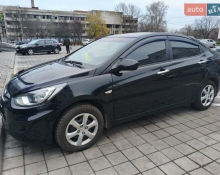 Черный Хендай Акцент, объемом двигателя 1.4 л и пробегом 158 тыс. км за 6000 $, фото 6 на Automoto.ua