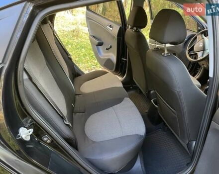 Хендай Акцент 2013 в Чернигове на Automoto.ua Черный Хендай Акцент, объемом двигателя 1.4 л и пробегом 221 тыс. км за 5900 $, фото 15 на Automoto.ua