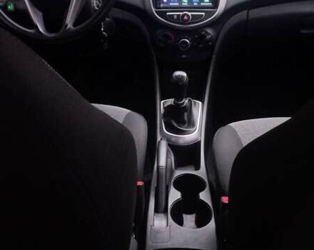 Чорний Хендай Акцент, об'ємом двигуна 1.4 л та пробігом 142 тис. км за 7600 $, фото 4 на Automoto.ua