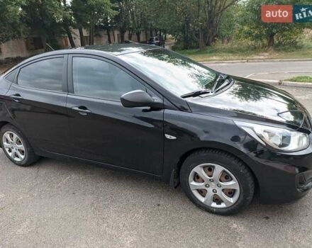 Хендай Акцент 2013 в Сумах на Automoto.ua Черный Хендай Акцент, объемом двигателя 1.4 л и пробегом 118 тыс. км за 7300 $, фото 3 на Automoto.ua