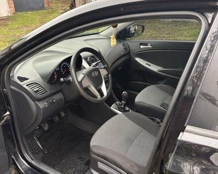 Чорний Хендай Акцент, об'ємом двигуна 1.4 л та пробігом 142 тис. км за 7600 $, фото 3 на Automoto.ua