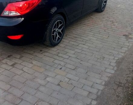 Чорний Хендай Акцент, об'ємом двигуна 1.4 л та пробігом 142 тис. км за 7400 $, фото 3 на Automoto.ua