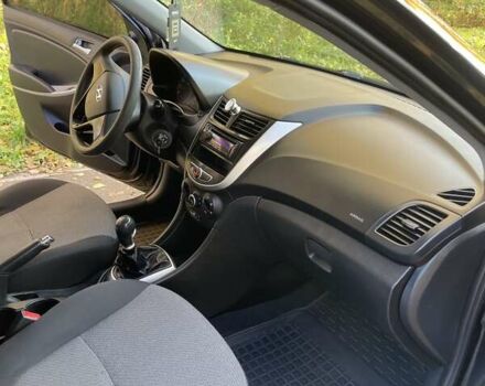 Хендай Акцент 2013 в Чернигове на Automoto.ua Черный Хендай Акцент, объемом двигателя 1.4 л и пробегом 221 тыс. км за 5900 $, фото 13 на Automoto.ua