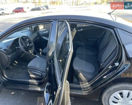 Хендай Акцент 2013 в Чернигове на Automoto.ua Черный Хендай Акцент, объемом двигателя 1.4 л и пробегом 221 тыс. км за 5900 $, фото 17 на Automoto.ua