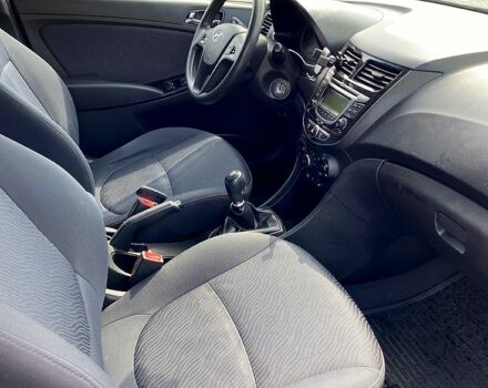 Хендай Акцент 2013 в Фастове на Automoto.ua Черный Хендай Акцент, объемом двигателя 1.4 л и пробегом 109 тыс. км за 8500 $, фото 8 на Automoto.ua