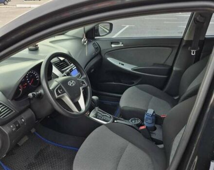 Черный Хендай Акцент, объемом двигателя 1.4 л и пробегом 177 тыс. км за 9200 $, фото 14 на Automoto.ua