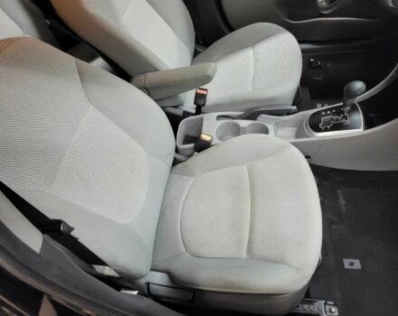 Черный Хендай Акцент, объемом двигателя 1.6 л и пробегом 81 тыс. км за 5500 $, фото 10 на Automoto.ua