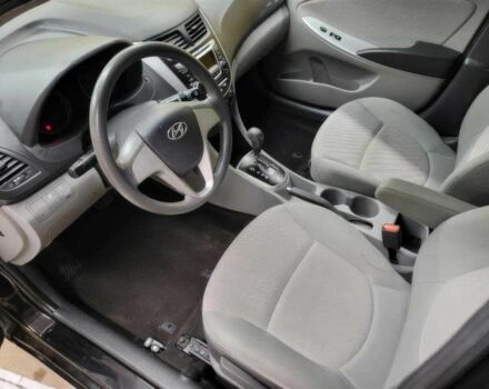 Черный Хендай Акцент, объемом двигателя 1.6 л и пробегом 81 тыс. км за 5500 $, фото 8 на Automoto.ua