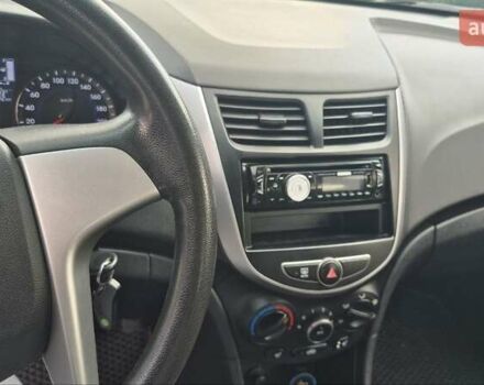 Хендай Акцент 2016 в Коростышеве на Automoto.ua Черный Хендай Акцент, объемом двигателя 1.4 л и пробегом 140 тыс. км за 8900 $, фото 9 на Automoto.ua