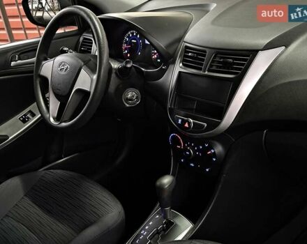 Чорний Хендай Акцент, об'ємом двигуна 1.4 л та пробігом 10 тис. км за 12900 $, фото 35 на Automoto.ua