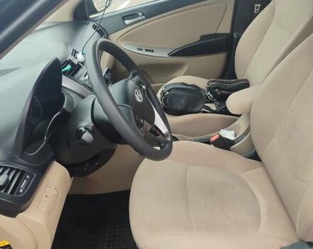 Черный Хендай Акцент, объемом двигателя 1.59 л и пробегом 168 тыс. км за 9150 $, фото 5 на Automoto.ua