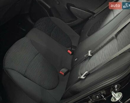 Чорний Хендай Акцент, об'ємом двигуна 1.4 л та пробігом 10 тис. км за 12900 $, фото 41 на Automoto.ua