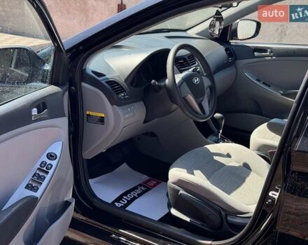 Чорний Хендай Акцент, об'ємом двигуна 1.6 л та пробігом 125 тис. км за 9690 $, фото 11 на Automoto.ua