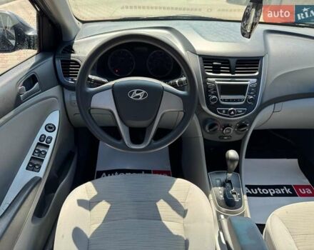Чорний Хендай Акцент, об'ємом двигуна 1.6 л та пробігом 125 тис. км за 9690 $, фото 15 на Automoto.ua