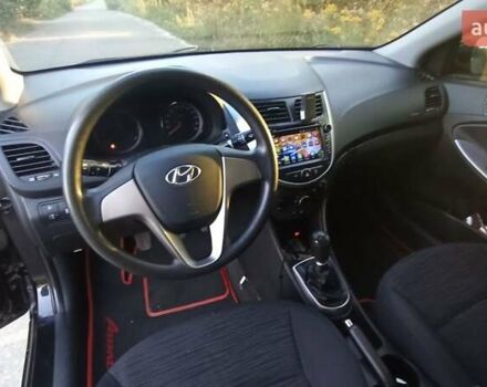 Черный Хендай Акцент, объемом двигателя 1.4 л и пробегом 101 тыс. км за 10900 $, фото 1 на Automoto.ua