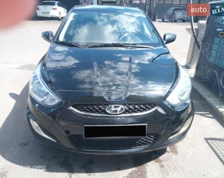 Черный Хендай Акцент, объемом двигателя 1.4 л и пробегом 222 тыс. км за 7800 $, фото 3 на Automoto.ua