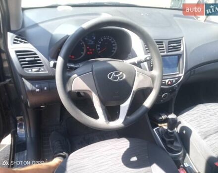 Черный Хендай Акцент, объемом двигателя 1.4 л и пробегом 222 тыс. км за 7800 $, фото 12 на Automoto.ua