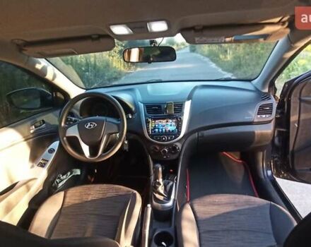 Черный Хендай Акцент, объемом двигателя 1.4 л и пробегом 101 тыс. км за 10900 $, фото 11 на Automoto.ua