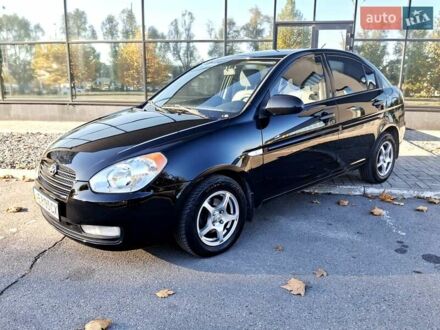 Черный Хендай Акцент, объемом двигателя 1.4 л и пробегом 157 тыс. км за 6200 $, фото 1 на Automoto.ua