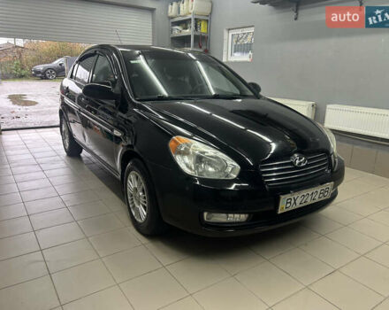 Чорний Хендай Акцент, об'ємом двигуна 1.4 л та пробігом 180 тис. км за 4950 $, фото 1 на Automoto.ua