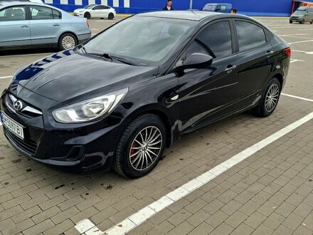 Черный Хендай Акцент, объемом двигателя 1.4 л и пробегом 0 тыс. км за 7800 $, фото 1 на Automoto.ua