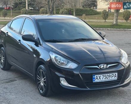 Чорний Хендай Акцент, об'ємом двигуна 1.4 л та пробігом 141 тис. км за 7500 $, фото 1 на Automoto.ua