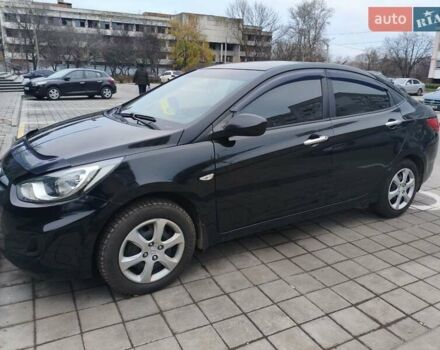 Черный Хендай Акцент, объемом двигателя 1.4 л и пробегом 158 тыс. км за 6000 $, фото 1 на Automoto.ua