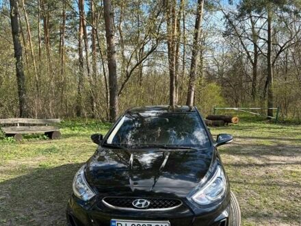 Черный Хендай Акцент, объемом двигателя 1.4 л и пробегом 53 тыс. км за 11500 $, фото 1 на Automoto.ua