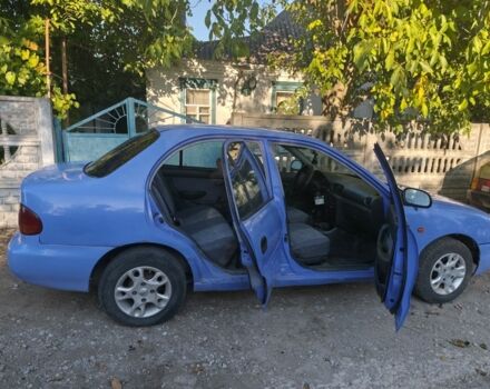 Фиолетовый Хендай Акцент, объемом двигателя 1.3 л и пробегом 315 тыс. км за 1000 $, фото 1 на Automoto.ua