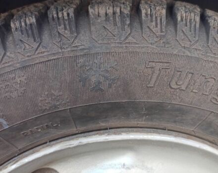 Фиолетовый Хендай Акцент, объемом двигателя 1.5 л и пробегом 355 тыс. км за 1350 $, фото 10 на Automoto.ua