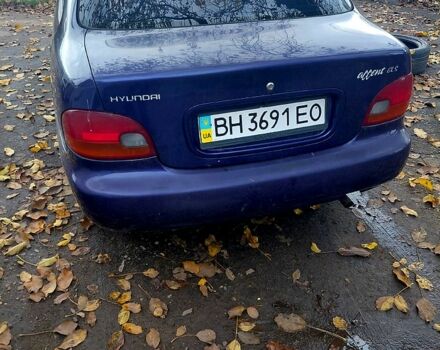 Фиолетовый Хендай Акцент, объемом двигателя 1.5 л и пробегом 120 тыс. км за 1300 $, фото 2 на Automoto.ua