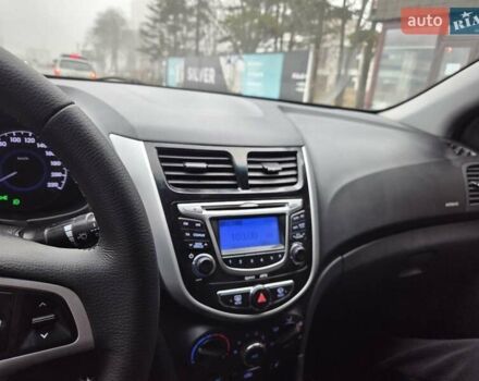 Фиолетовый Хендай Акцент, объемом двигателя 1.4 л и пробегом 178 тыс. км за 7600 $, фото 24 на Automoto.ua