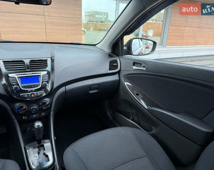 Фіолетовий Хендай Акцент, об'ємом двигуна 1.4 л та пробігом 147 тис. км за 9500 $, фото 22 на Automoto.ua