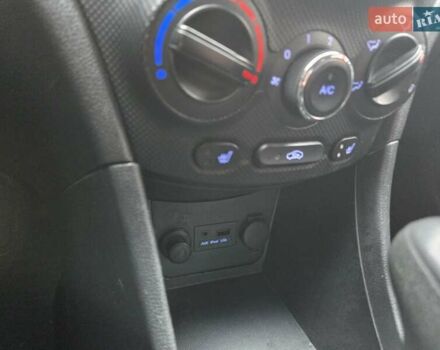 Фиолетовый Хендай Акцент, объемом двигателя 1.4 л и пробегом 178 тыс. км за 7600 $, фото 23 на Automoto.ua