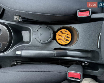 Фіолетовий Хендай Акцент, об'ємом двигуна 1.4 л та пробігом 147 тис. км за 9500 $, фото 30 на Automoto.ua