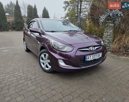 Фиолетовый Хендай Акцент, объемом двигателя 1.4 л и пробегом 178 тыс. км за 7600 $, фото 3 на Automoto.ua