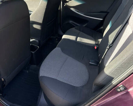 Фиолетовый Хендай Акцент, объемом двигателя 1.4 л и пробегом 166 тыс. км за 8999 $, фото 14 на Automoto.ua