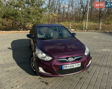 Фиолетовый Хендай Акцент, объемом двигателя 1.4 л и пробегом 166 тыс. км за 8999 $, фото 2 на Automoto.ua