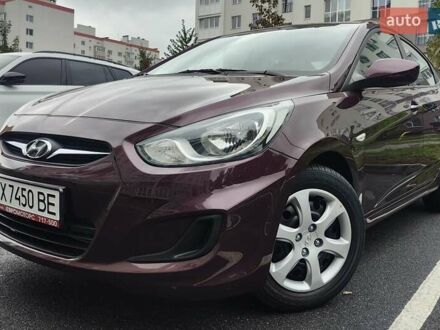 Хендай Акцент 2011 в Виннице на Automoto.ua Фиолетовый Хендай Акцент, объемом двигателя 1.4 л и пробегом 15 тыс. км за 11450 $, фото 1 на Automoto.ua