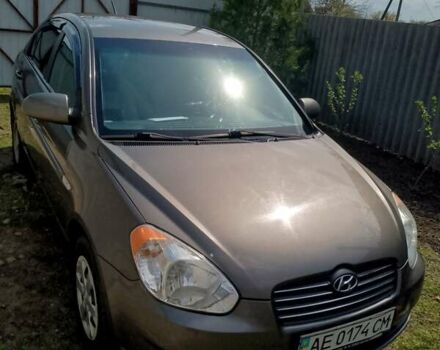 Коричневый Хендай Акцент, объемом двигателя 1.4 л и пробегом 100 тыс. км за 5499 $, фото 17 на Automoto.ua