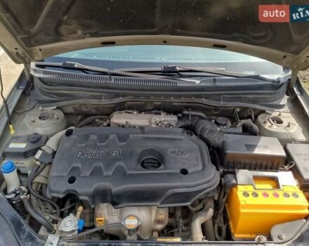 Коричневый Хендай Акцент, объемом двигателя 1.4 л и пробегом 100 тыс. км за 5499 $, фото 6 на Automoto.ua