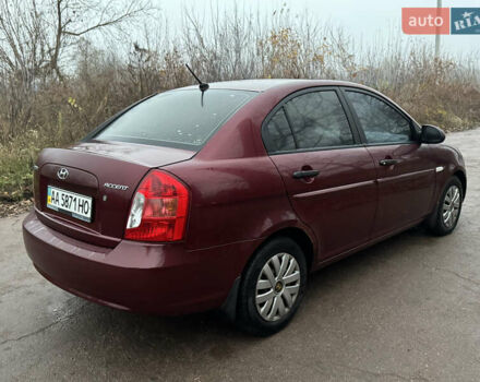 Коричневый Хендай Акцент, объемом двигателя 1.4 л и пробегом 298 тыс. км за 3600 $, фото 4 на Automoto.ua