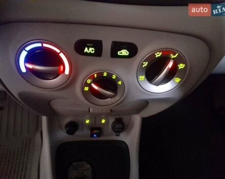 Коричневый Хендай Акцент, объемом двигателя 1.4 л и пробегом 100 тыс. км за 5499 $, фото 11 на Automoto.ua