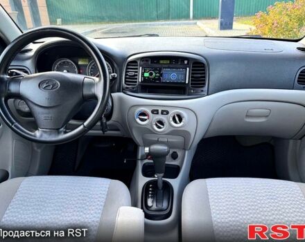 Коричневый Хендай Акцент, объемом двигателя 1.6 л и пробегом 92 тыс. км за 7500 $, фото 10 на Automoto.ua